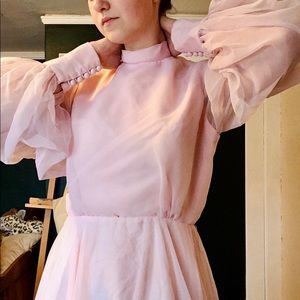 Pink puff sleeve mini dress